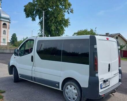 Білий Опель Віваро, об'ємом двигуна 1.9 л та пробігом 500 тис. км за 7999 $, фото 2 на Automoto.ua
