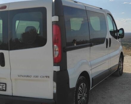 Белый Опель Виваро, объемом двигателя 2.5 л и пробегом 210 тыс. км за 7800 $, фото 2 на Automoto.ua