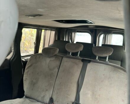 Белый Опель Виваро, объемом двигателя 1.9 л и пробегом 389 тыс. км за 3700 $, фото 2 на Automoto.ua