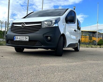 Білий Опель Віваро, об'ємом двигуна 1.9 л та пробігом 250 тис. км за 17000 $, фото 5 на Automoto.ua