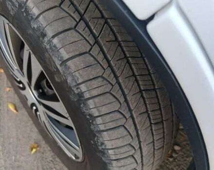 Белый Опель Виваро, объемом двигателя 2 л и пробегом 217 тыс. км за 9200 $, фото 3 на Automoto.ua