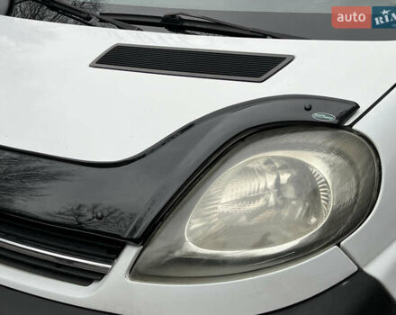 Білий Опель Віваро, об'ємом двигуна 1.9 л та пробігом 370 тис. км за 8350 $, фото 26 на Automoto.ua