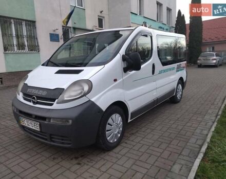Білий Опель Віваро, об'ємом двигуна 1.87 л та пробігом 307 тис. км за 6590 $, фото 2 на Automoto.ua