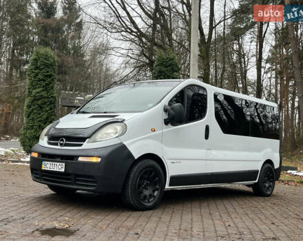 Білий Опель Віваро, об'ємом двигуна 1.9 л та пробігом 370 тис. км за 8350 $, фото 17 на Automoto.ua