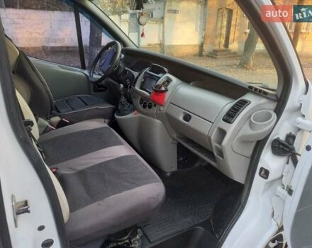 Белый Опель Виваро, объемом двигателя 1.87 л и пробегом 327 тыс. км за 7200 $, фото 18 на Automoto.ua