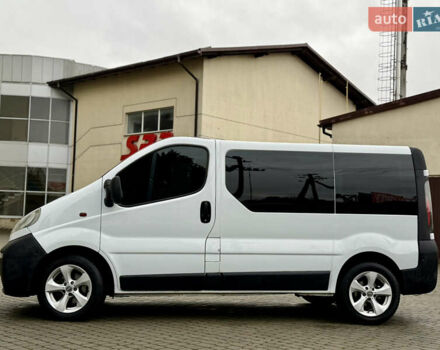 Белый Опель Виваро, объемом двигателя 1.87 л и пробегом 365 тыс. км за 6950 $, фото 6 на Automoto.ua