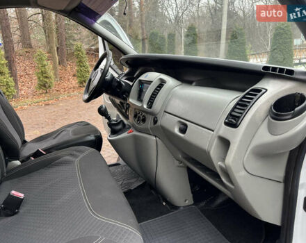 Білий Опель Віваро, об'ємом двигуна 1.9 л та пробігом 370 тис. км за 8350 $, фото 52 на Automoto.ua