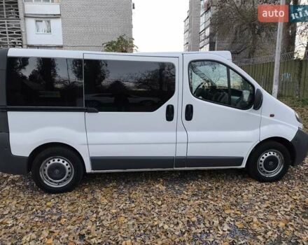 Білий Опель Віваро, об'ємом двигуна 1.9 л та пробігом 212 тис. км за 8200 $, фото 5 на Automoto.ua