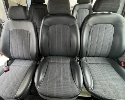 Белый Опель Виваро, объемом двигателя 2 л и пробегом 426 тыс. км за 7600 $, фото 7 на Automoto.ua