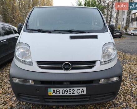 Білий Опель Віваро, об'ємом двигуна 1.9 л та пробігом 212 тис. км за 8200 $, фото 3 на Automoto.ua
