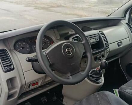 Белый Опель Виваро, объемом двигателя 1.9 л и пробегом 237 тыс. км за 8800 $, фото 13 на Automoto.ua