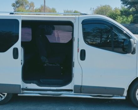 Белый Опель Виваро, объемом двигателя 1.9 л и пробегом 378 тыс. км за 6200 $, фото 5 на Automoto.ua