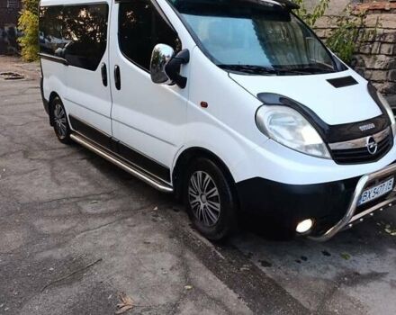 Белый Опель Виваро, объемом двигателя 2 л и пробегом 217 тыс. км за 9200 $, фото 7 на Automoto.ua