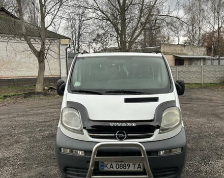 Белый Опель Виваро, объемом двигателя 1.87 л и пробегом 252 тыс. км за 6500 $, фото 1 на Automoto.ua
