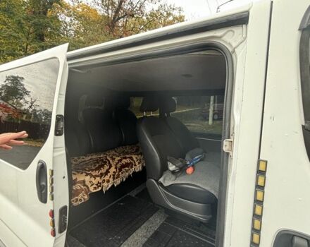 Білий Опель Віваро, об'ємом двигуна 1.9 л та пробігом 235 тис. км за 6600 $, фото 7 на Automoto.ua