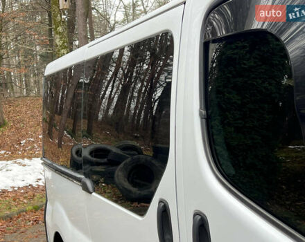 Білий Опель Віваро, об'ємом двигуна 1.9 л та пробігом 370 тис. км за 8350 $, фото 28 на Automoto.ua