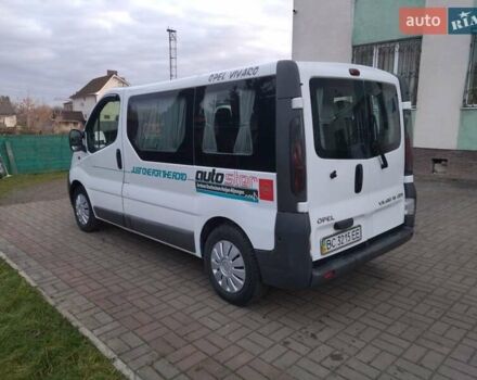 Білий Опель Віваро, об'ємом двигуна 1.87 л та пробігом 307 тис. км за 6590 $, фото 5 на Automoto.ua