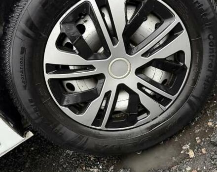 Белый Опель Виваро, объемом двигателя 1.9 л и пробегом 213 тыс. км за 9000 $, фото 5 на Automoto.ua