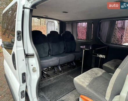 Білий Опель Віваро, об'ємом двигуна 1.9 л та пробігом 370 тис. км за 8350 $, фото 60 на Automoto.ua