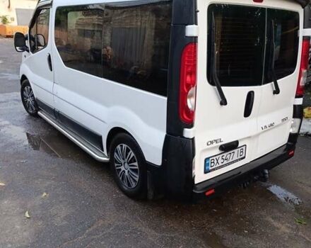 Белый Опель Виваро, объемом двигателя 2 л и пробегом 217 тыс. км за 9200 $, фото 1 на Automoto.ua