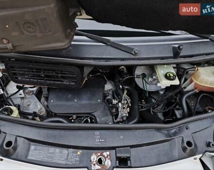 Білий Опель Віваро, об'ємом двигуна 1.9 л та пробігом 212 тис. км за 8200 $, фото 10 на Automoto.ua