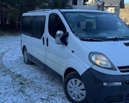 Белый Опель Виваро, объемом двигателя 1.87 л и пробегом 381 тыс. км за 7500 $, фото 2 на Automoto.ua