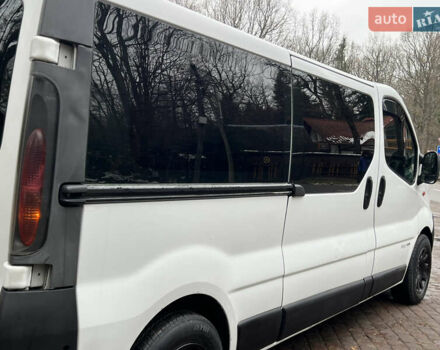 Білий Опель Віваро, об'ємом двигуна 1.9 л та пробігом 370 тис. км за 8350 $, фото 38 на Automoto.ua