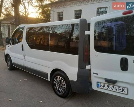Белый Опель Виваро, объемом двигателя 1.87 л и пробегом 327 тыс. км за 7200 $, фото 10 на Automoto.ua