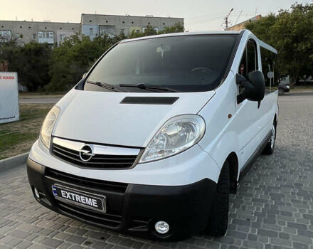 Білий Опель Віваро, об'ємом двигуна 1.9 л та пробігом 320 тис. км за 8700 $, фото 1 на Automoto.ua