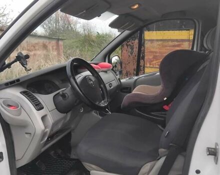 Білий Опель Віваро, об'ємом двигуна 1.87 л та пробігом 400 тис. км за 5800 $, фото 11 на Automoto.ua