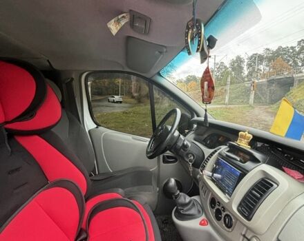 Білий Опель Віваро, об'ємом двигуна 1.9 л та пробігом 235 тис. км за 6600 $, фото 3 на Automoto.ua