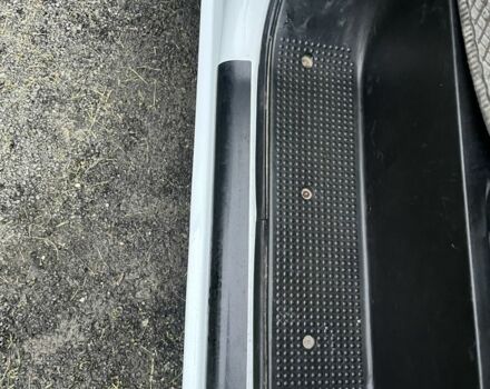 Білий Опель Віваро, об'ємом двигуна 1.9 л та пробігом 327 тис. км за 7500 $, фото 6 на Automoto.ua