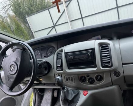 Білий Опель Віваро, об'ємом двигуна 1.9 л та пробігом 327 тис. км за 7500 $, фото 8 на Automoto.ua
