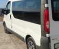 Белый Опель Виваро, объемом двигателя 2.5 л и пробегом 210 тыс. км за 7800 $, фото 4 на Automoto.ua