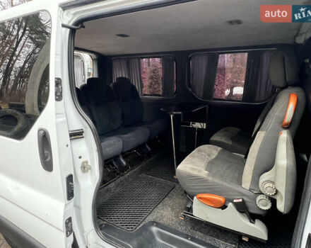 Білий Опель Віваро, об'ємом двигуна 1.9 л та пробігом 370 тис. км за 8350 $, фото 58 на Automoto.ua