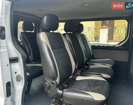 Белый Опель Виваро, объемом двигателя 1.87 л и пробегом 364 тыс. км за 5700 $, фото 7 на Automoto.ua