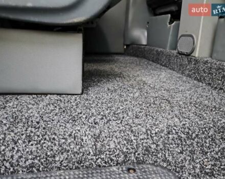 Білий Опель Віваро, об'ємом двигуна 1.9 л та пробігом 212 тис. км за 8200 $, фото 9 на Automoto.ua