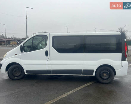 Білий Опель Віваро, об'ємом двигуна 2 л та пробігом 340 тис. км за 8300 $, фото 5 на Automoto.ua