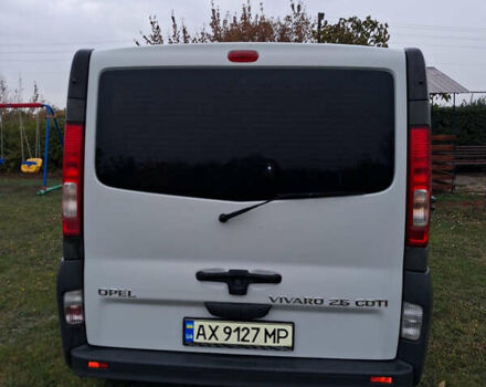 Білий Опель Віваро, об'ємом двигуна 2.46 л та пробігом 320 тис. км за 8500 $, фото 5 на Automoto.ua