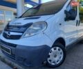 Белый Опель Виваро, объемом двигателя 2.5 л и пробегом 238 тыс. км за 8800 $, фото 3 на Automoto.ua
