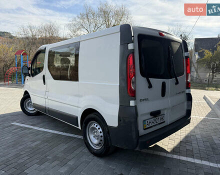 Белый Опель Виваро, объемом двигателя 2 л и пробегом 330 тыс. км за 5999 $, фото 7 на Automoto.ua