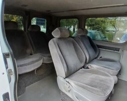 Белый Опель Виваро, объемом двигателя 2 л и пробегом 319 тыс. км за 7999 $, фото 5 на Automoto.ua