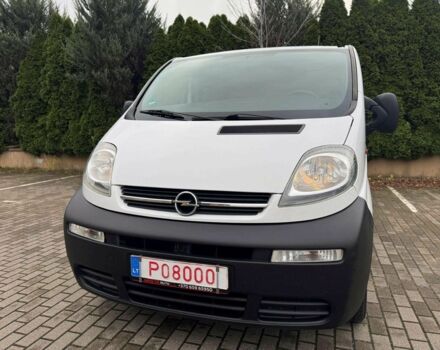 Білий Опель Віваро, об'ємом двигуна 1.9 л та пробігом 280 тис. км за 6600 $, фото 1 на Automoto.ua