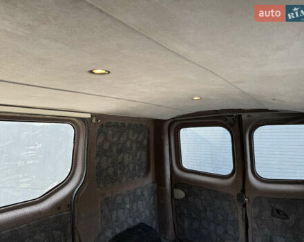 Белый Опель Виваро, объемом двигателя 2 л и пробегом 330 тыс. км за 5999 $, фото 29 на Automoto.ua