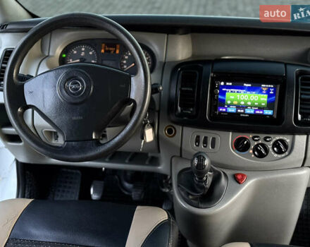 Белый Опель Виваро, объемом двигателя 2 л и пробегом 337 тыс. км за 8850 $, фото 57 на Automoto.ua