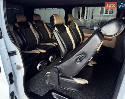 Белый Опель Виваро, объемом двигателя 2 л и пробегом 337 тыс. км за 8850 $, фото 49 на Automoto.ua