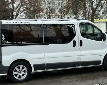 Белый Опель Виваро, объемом двигателя 2 л и пробегом 230 тыс. км за 8800 $, фото 4 на Automoto.ua