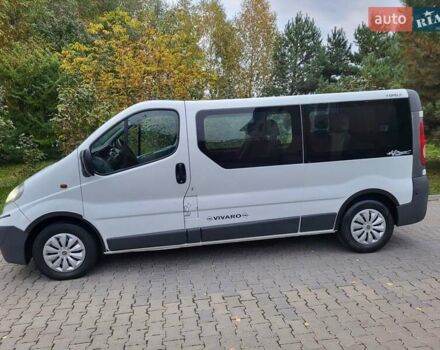 Белый Опель Виваро, объемом двигателя 2 л и пробегом 248 тыс. км за 9500 $, фото 122 на Automoto.ua