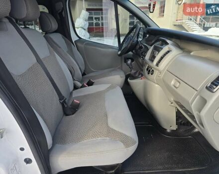 Белый Опель Виваро, объемом двигателя 2 л и пробегом 298 тыс. км за 8500 $, фото 15 на Automoto.ua