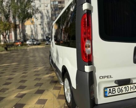 Белый Опель Виваро, объемом двигателя 2 л и пробегом 350 тыс. км за 8000 $, фото 6 на Automoto.ua